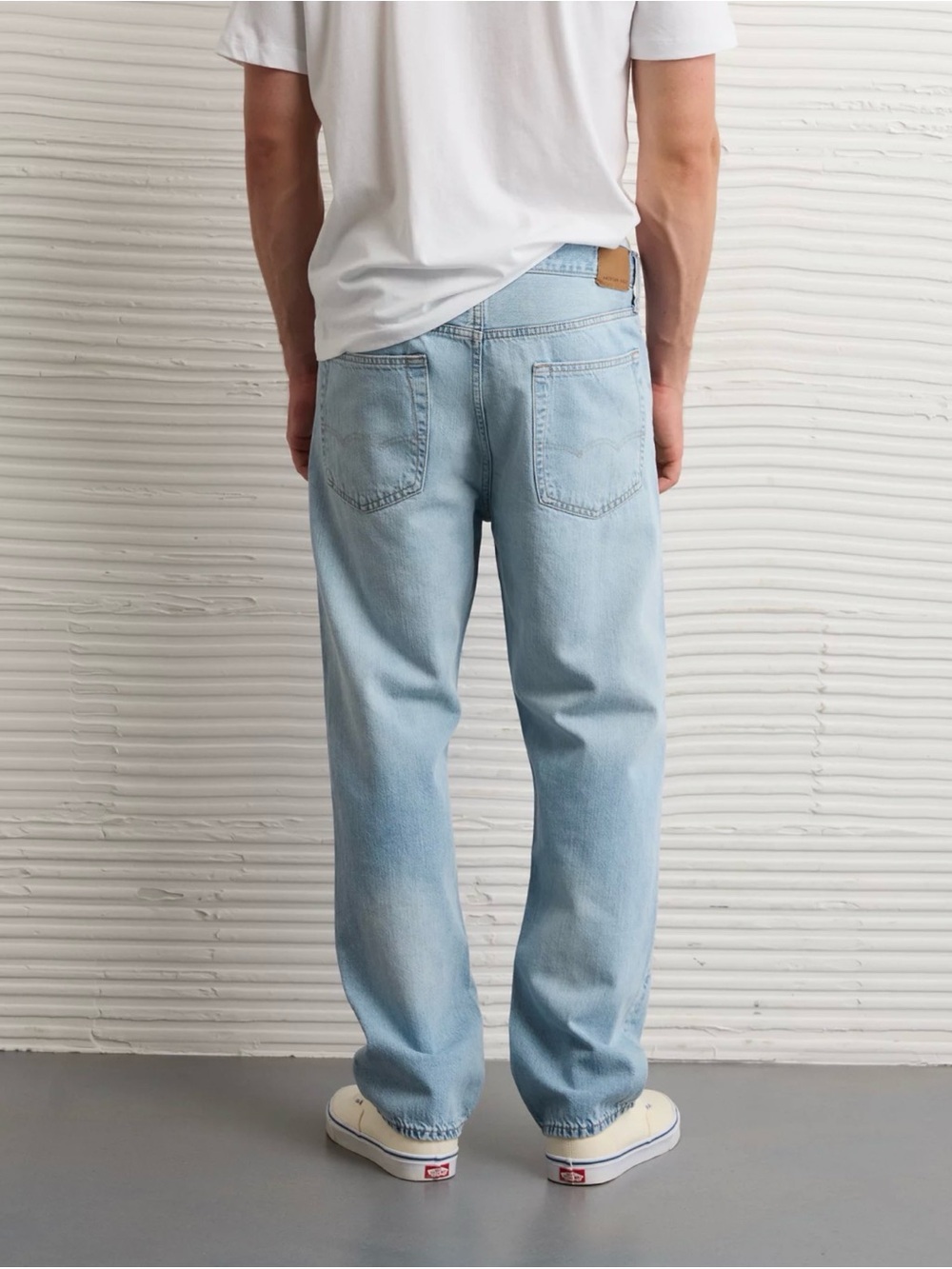 NWT AE Original Straight Jean in Pale Ocean // Men 30x32 - Picture 6 of 16